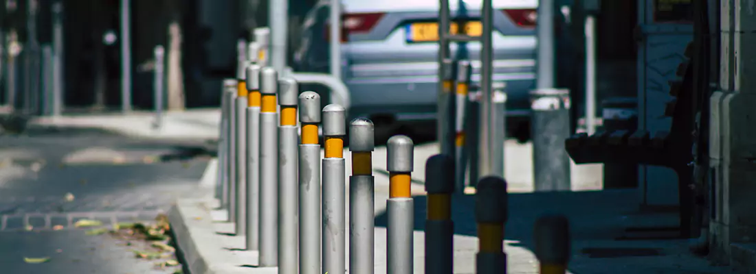 Safe and Convenient Retractable Barrier Column Systems for Properties in Three Lakes, FL